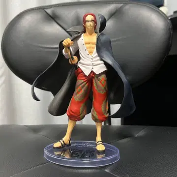 원피스 필름 레드 샹크스 피규어