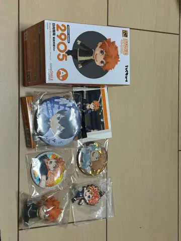 하이큐!! 히나타 쇼요 피규어&캔뱃지&카드&키링 세트