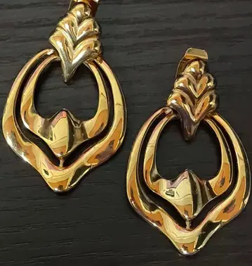 빈티지 골드 비대칭 빅 사이즈 귀걸이