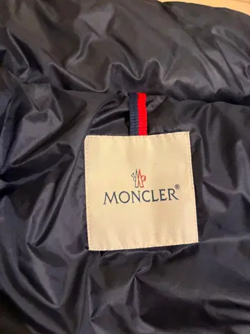 MONCLER 다운