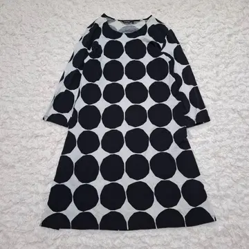 마리메꼬 도트 무늬 원피스 티셔츠 S 새상품급