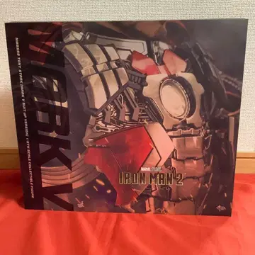 [ 미개봉 새상품 ] 핫토이즈 아이언맨 2 토니 스타크 수트 업 버전