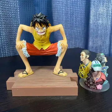 원피스 피규어 루피 해군 삼대장