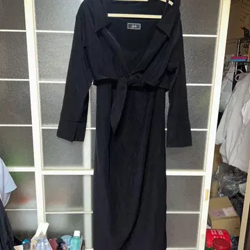 Rady 블랙 롱 원피스 앞 여밈