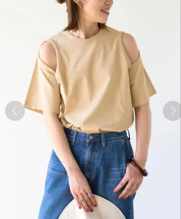 INSCRIRE 클리어 컷 아웃 T셔츠 반팔