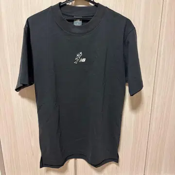 뉴발란스 블랙 티셔츠 M 사이즈 오타니 쇼헤이