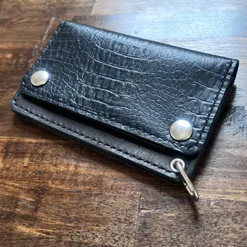 히메지 가죽 트래커 지갑 미들 블랙 매트 악어 엠보싱 실버