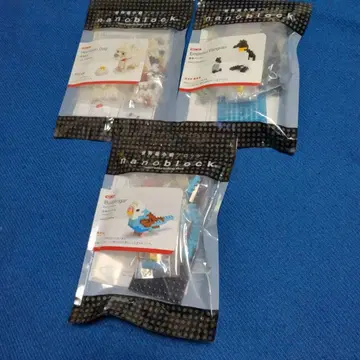 nanoblock 엠퍼러 펭귄과 모란앵무 홋카이도견 세트