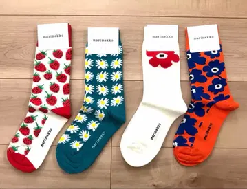 새상품 마리메꼬 양말 4켤레