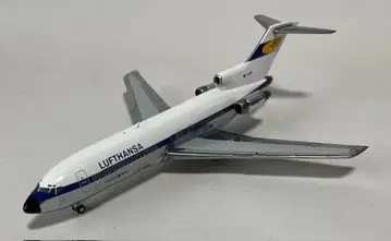 herpa200 Lufthansa B727-100 D-ABIR