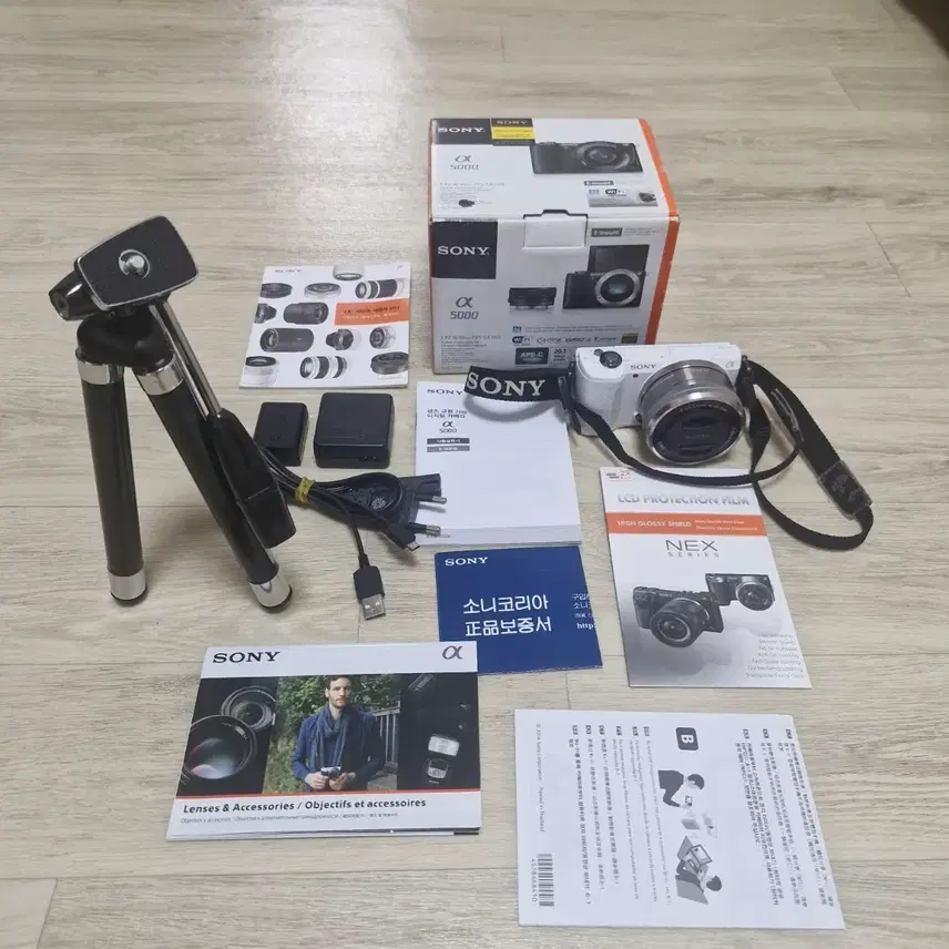 소니 A5000 화이트 미러리스 카메라 풀세트