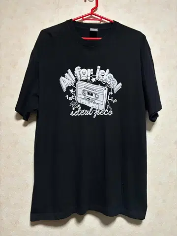아이돌 그룹 [ ideal peco ] 퍼스트 라이브 기념 T셔츠