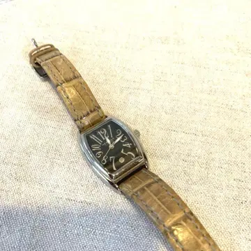 뉴먼 손목시계 배터리 교체 완료!