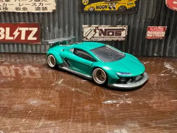 메탈릭 그린 람보르기니 Temerario (테메라리오) 미니카