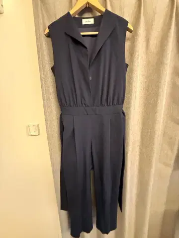 Mila Owen 네이비 올인원