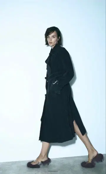 ZARA 미사용 새상품 인조 모피 디테일 힐 샌들