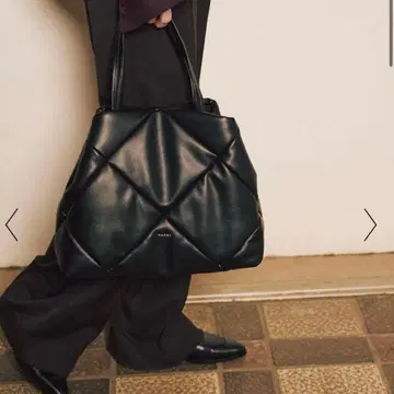 YHAKI 토트백 블랙 퀼팅 블랙