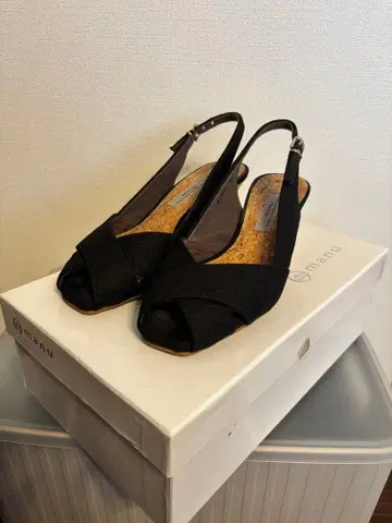 manu 블랙 슬링백 샌들 모드 에 자코모