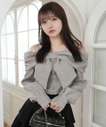 립서비스 lipservice 리본 오프숄더 그레이