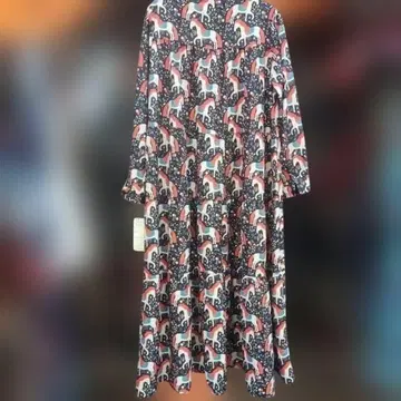 새상품 추가 OFF 환상 홀스 무늬 티어드 롱 원피스 블랙 9336