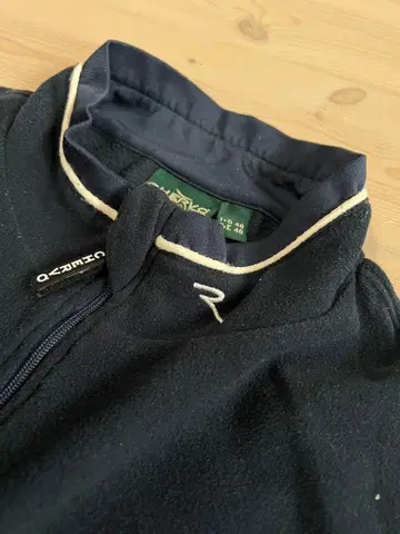 CHERVO 하프 집업 플리스