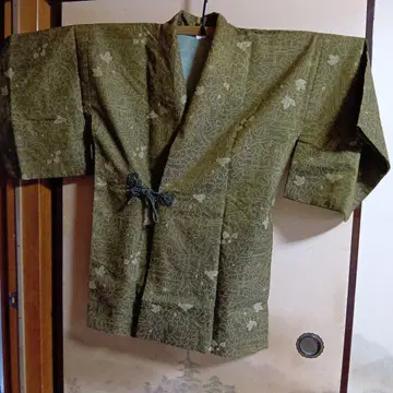 온워드 브라운 계열 안감 원단 어린 풀색 일본 의류 코트 접힌 흠집 있음