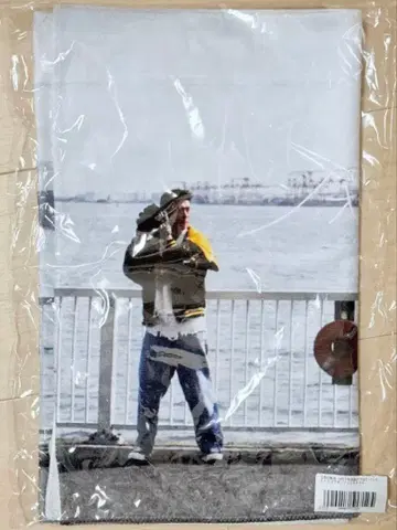 배터리즈 x NYLON JAPAN 콜라보 아이템 페이스 타월