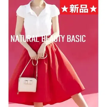 [새상품] NATURAL BEAUTY BASIC 레드 플레어 스커트