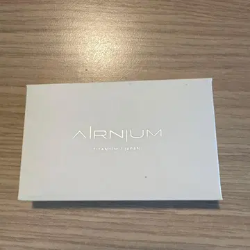 AIRNUM 티타늄 명함지갑 일본제