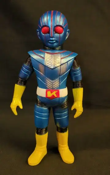 메디콤 토이 미들 사이즈/도에이 레트로 소프트 비닐 컬렉션 로봇 형사 K