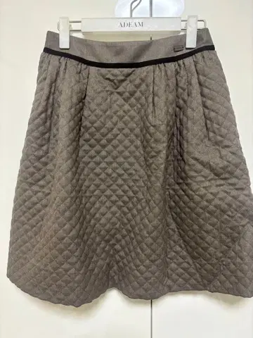 FOXEY 폭시 퀼팅 스커트 38