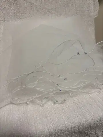 화이트 웨딩 베일 비즈 포함