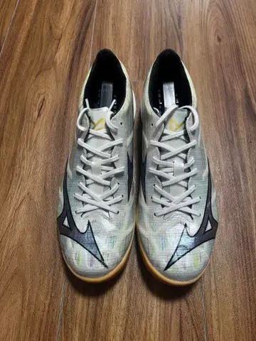 25.5cm 미즈노 알파2 ELITE IN 화이트 풋살화