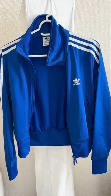 아디다스 파랑 저지 3선 라인