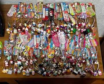 [미사용품] 지역 한정 키티 스트랩