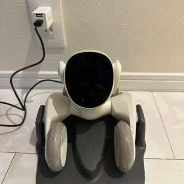 Loona 로봇 강아지형 완구 충전 도크 포함