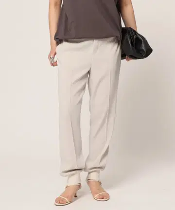 에이피스튜디오 SCENTOF 트리아세트 조거 팬츠