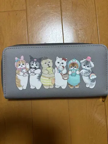 모프 샌드 mofusand x 산리오 캐릭터즈 콜라보 장지갑 그레이