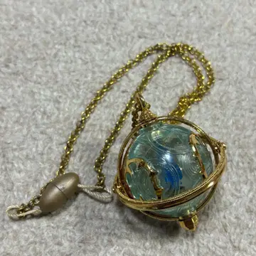 디즈니 이상한 나라의 앨리스 시간의 여행 크로노스피어 목걸이