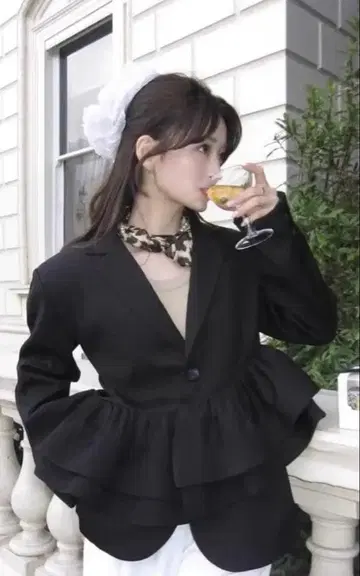 [ 정품 ] Bibiy. AGATHA PEPURAMU JACKET