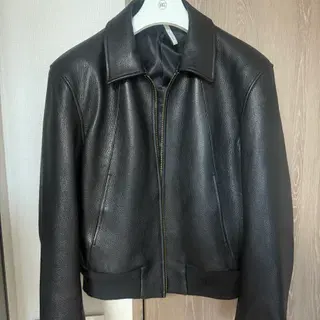 번개장터 노이어 레더자켓 상품 이미지