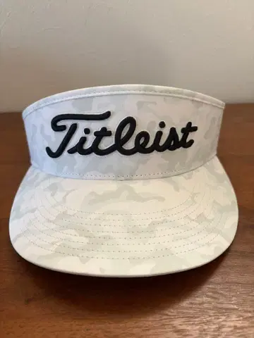 새상품급 Titleist 타이틀리스트 선바이저 한정판 모델 카모 무늬