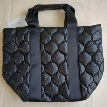 블랙 퀼팅 토트백
