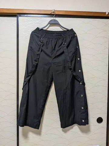 CIVARIZE 블랙 워크 팬츠 서스펜더 포함 안쪽 레이스