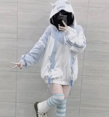 고양이 귀 달린 저지 소재 후드티 스카이블루 185111