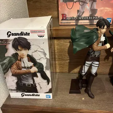 진격의 거인 피규어