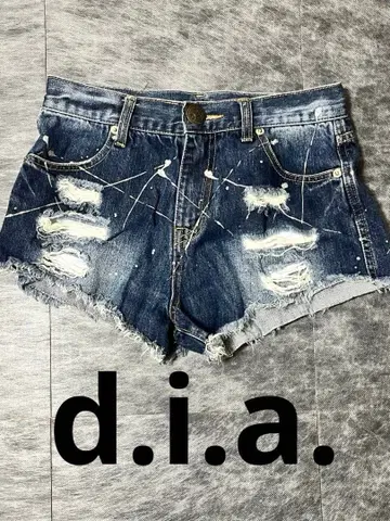 d.i.a JEANS 데미지 숏팬츠
