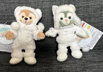 디즈니 화이트 윈터타임 원더스 더피 인형 배지