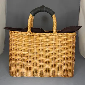 The Bagmati 바그마티 라탄 스퀘어 바스켓백 브라운