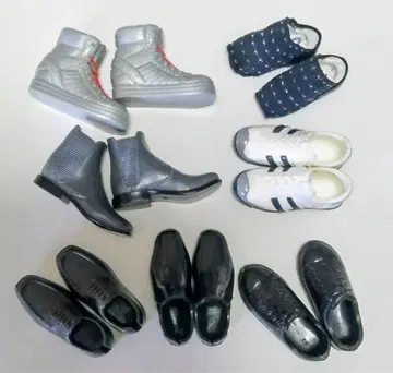 켄 인형의 부츠 & 신발 세트 (전 6켤레)